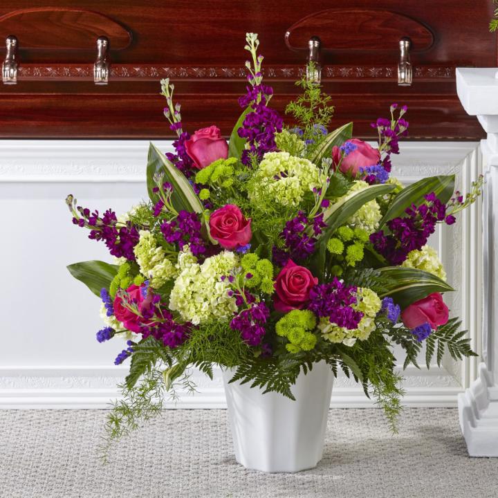 Large Basket Arrangement Floral Vases and Baskets